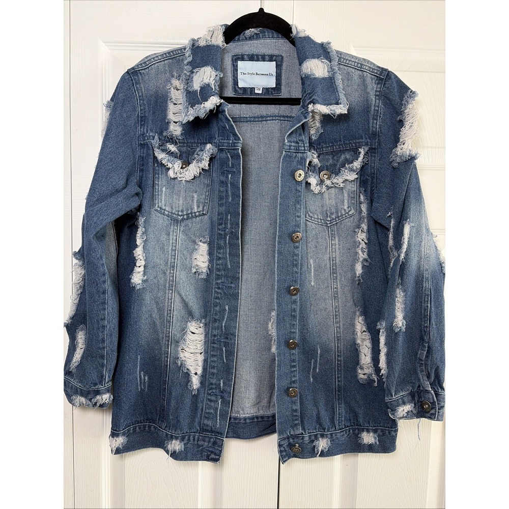 The Style Between Us Good Vibes Distressed Denim Jacket Womens Size S/M Blue